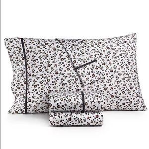 Whim by Martha Stewart Collection Set of
Leopard Print Standard Pillowcases